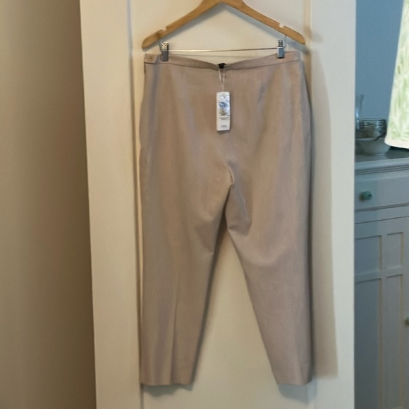 NEW! Eileen Fisher Tapered Crop Pants size 12 - Picture 2 of 10